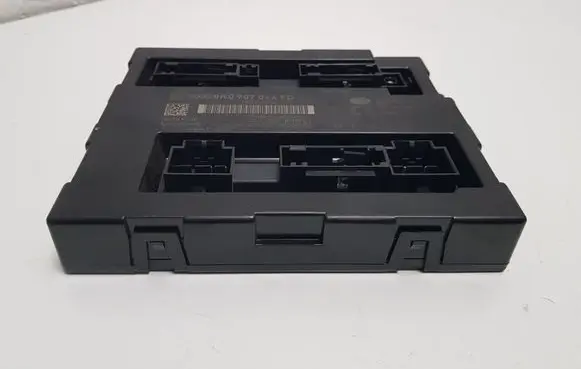 Audi A4 S4 B8 8K Comfort/convenience module 8K0907064FD