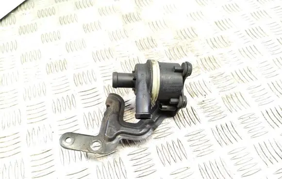 Skoda Fabia Mk2 (5J) Electric auxiliary coolant/water pump 6R0965561A 12402100602