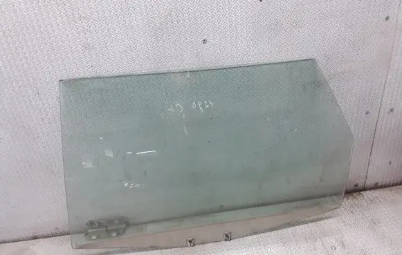 Audi A6 S6 C5 4B Rear door window glass
