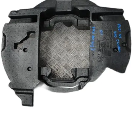 Other trunk/boot trim element