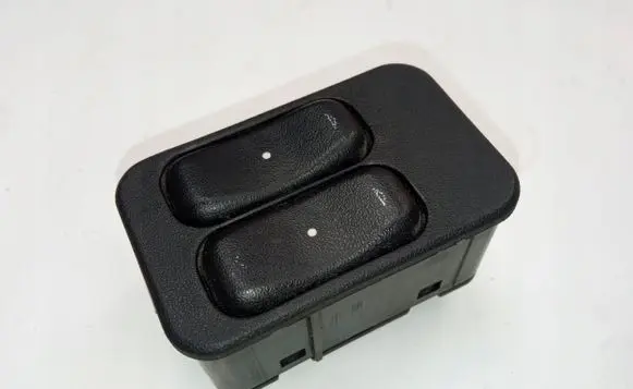 Opel Zafira A Electric window control switch