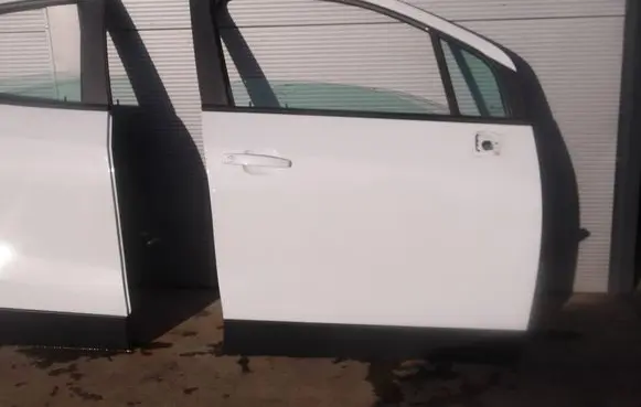 Opel Mokka X Front door
