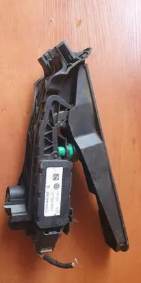 Skoda Octavia Mk2 (1Z) Accelerator throttle pedal 1K1723503L 6PV00860001