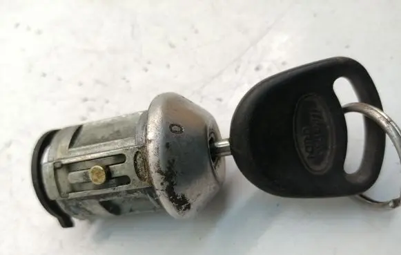 Ford Transit Ignition lock 138141