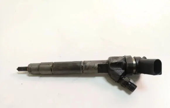 Mercedes-Benz B W245 Fuel injector 8986435