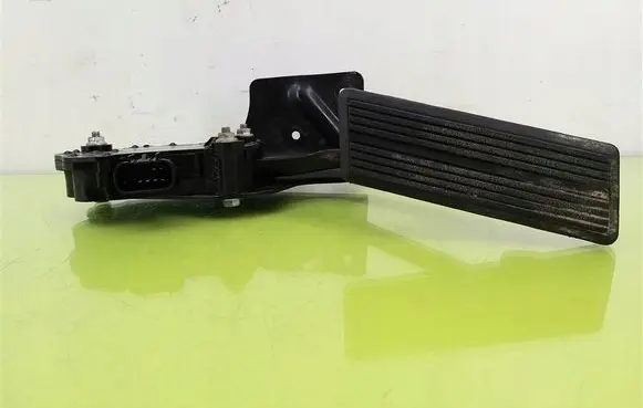 Chrysler Voyager Accelerator throttle pedal 034PE4206