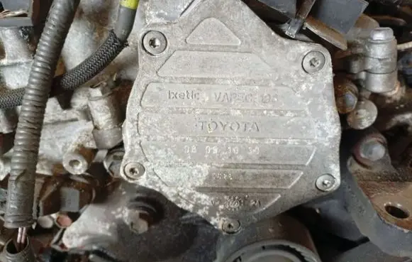 Toyota Avensis T270 Vacuum pump