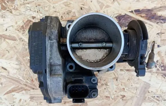 Volkswagen PASSAT B5 Engine shut-off valve 