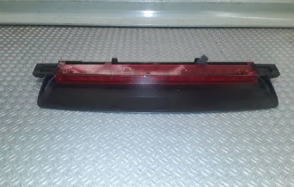 Audi A6 S6 C6 4F Third/center stoplight 4F5945097