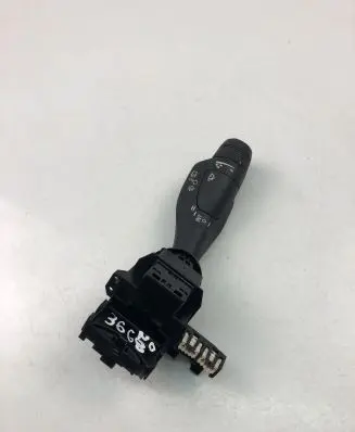 Volvo V60 Indicator stalk 31674103