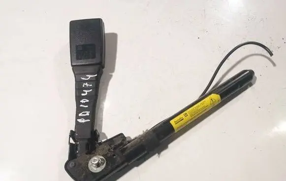 Skoda Fabia Mk2 (5J) Front seatbelt buckle 13217491