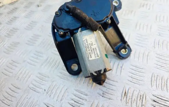 Mini One - Cooper R50 - 53 Rear window wiper motor 7036154