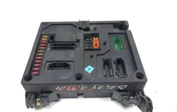 Seat Alhambra (Mk1) Fuse module S108145100C