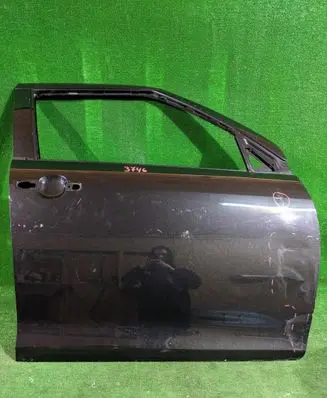 Suzuki Swift II Front door