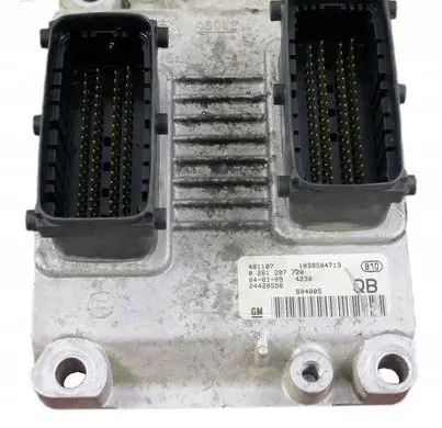 Opel Corsa C Engine control unit/module 24420558