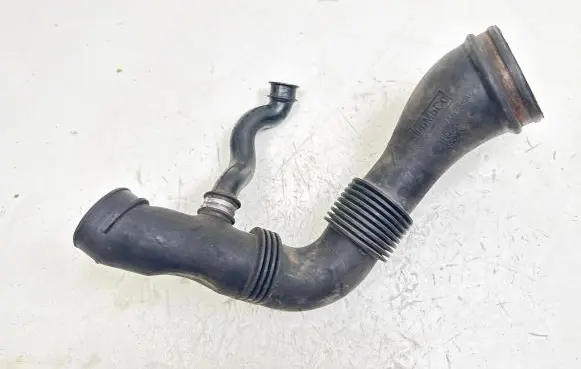 Ford Focus Air intake hose/pipe 4M519A673AE 6652A