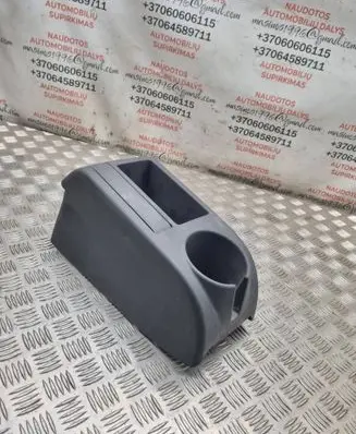 Volkswagen Golf Plus Other center console (tunnel) element 5M0863323J