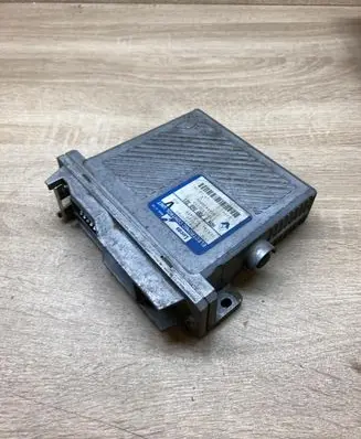 Volvo S40, V40 Engine control unit/module ECU 7700868321 7700103515A