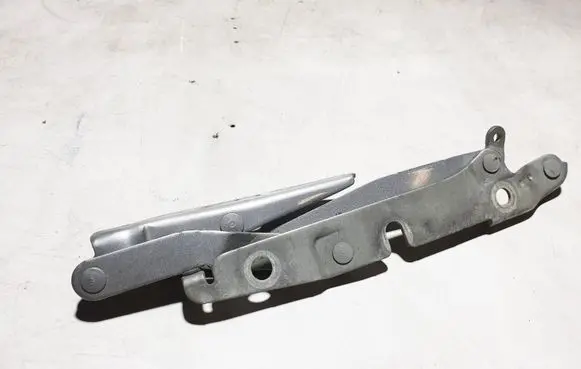 Audi A4 S4 B6 8E 8H Tailgate/trunk/boot hinge 8E5827301C