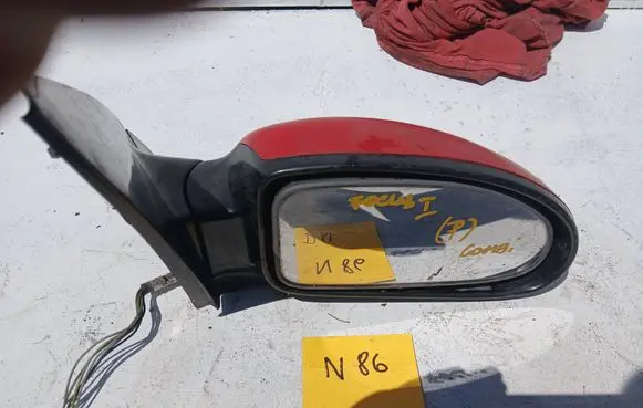 Ford Focus Front door electric wing mirror