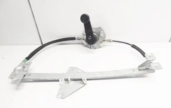 Rear door manual window regulator