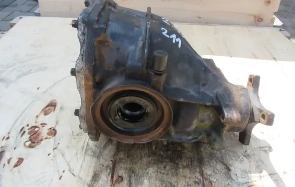 Mercedes-Benz E W211 Rear differential A2303510508MERC6 2303510508