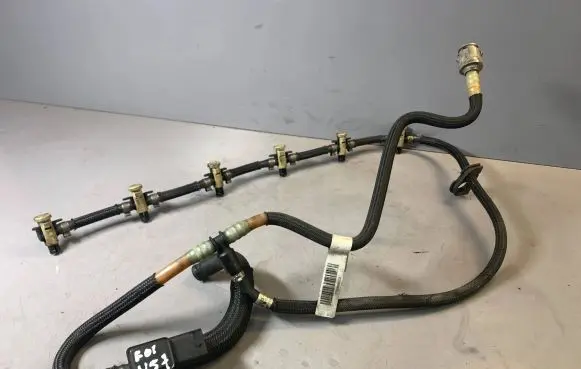 Fuel return line/hose