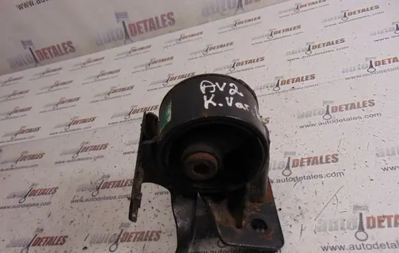 Toyota Avensis T220 Engine mount bracket