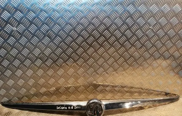 Opel Insignia A Tailgate trim 13244389