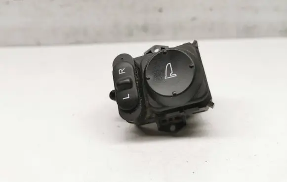 Honda Civic Wing mirror switch