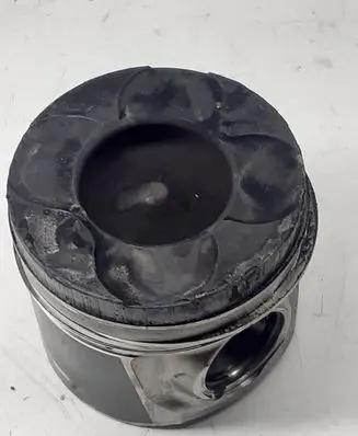 Volvo V60 Piston 