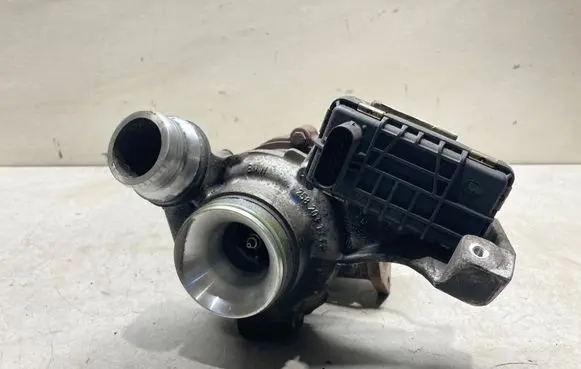 BMW 3 E90 E91 Turbo 7810199C 767378 GT1719V