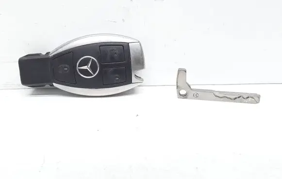 Mercedes-Benz E W212 Ignition key/card 