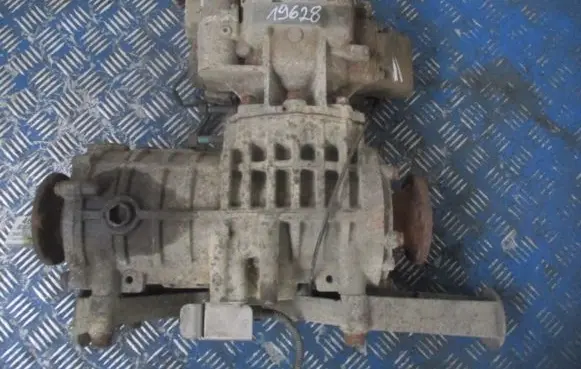 Skoda Octavia Mk1 (1U) Rear differential 02D525053