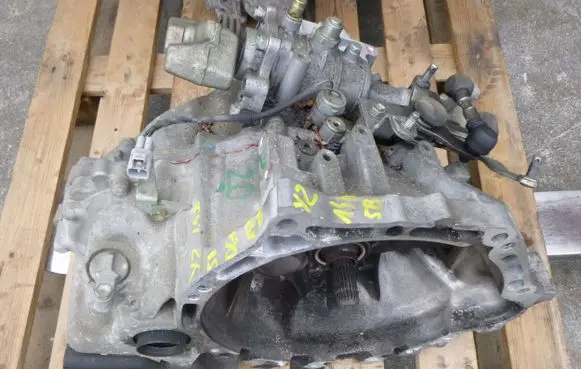 Toyota Yaris Manual 7 speed gearbox 