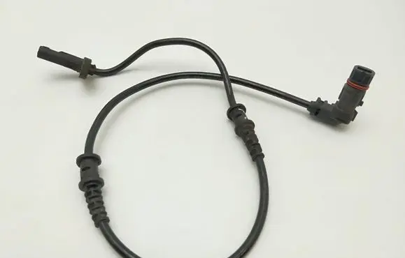 Mercedes-Benz C W203 ABS brake wheel speed sensor A2035400417
