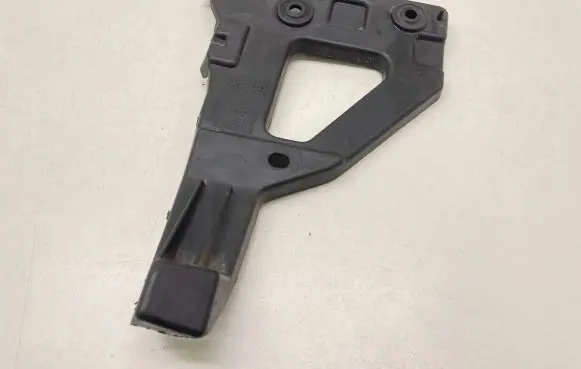 Audi A6 S6 C6 4F Front bumper mounting bracket 4F0807227