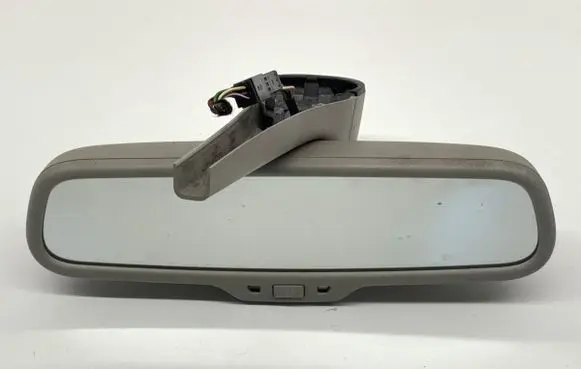 Rear view mirror (interior)