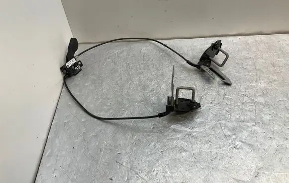 BMW 5 F10 F11 Engine bonnet (hood) release handle 7183765 7183763 7183764