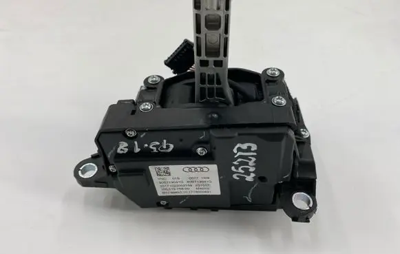Audi Q5 SQ5 FY Gear shifter/selector 80B713041G