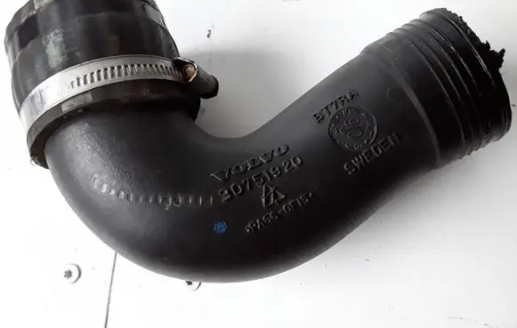 Volvo C30 Intercooler hose/pipe 30751920