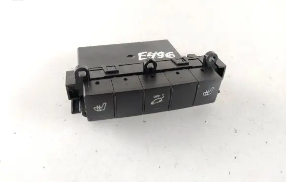 Mercedes-Benz B W245 Seat heating switch 1698209110 33461002 00040950210001