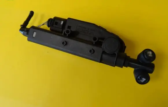 Audi A8 S8 D3 4E Headlight washer spray nozzle 4E0955965A