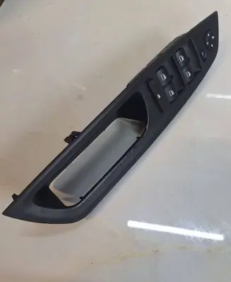 BMW X5 E70 Electric window control switch 7137137