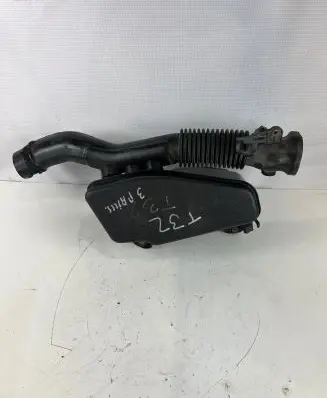 Toyota Prius+ (ZVW40) Intake resonator 1789337040