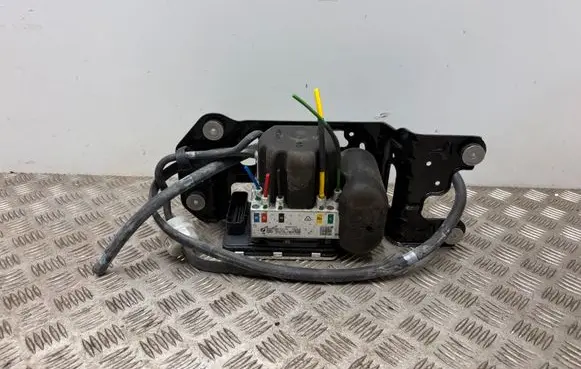 BMW X5 G05 Air suspension compressor/pump 6897112