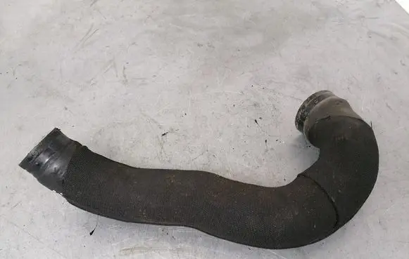 Audi Q5 SQ5 Intercooler hose/pipe 8R0145738H