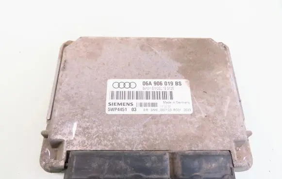 Audi A3 S3 8L Engine control unit/module 5WP445103 06A906019BS