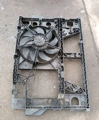 Renault Master II Radiator support slam panel