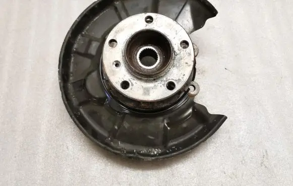 BMW 1 F20 F21 Rear wheel hub 2344715